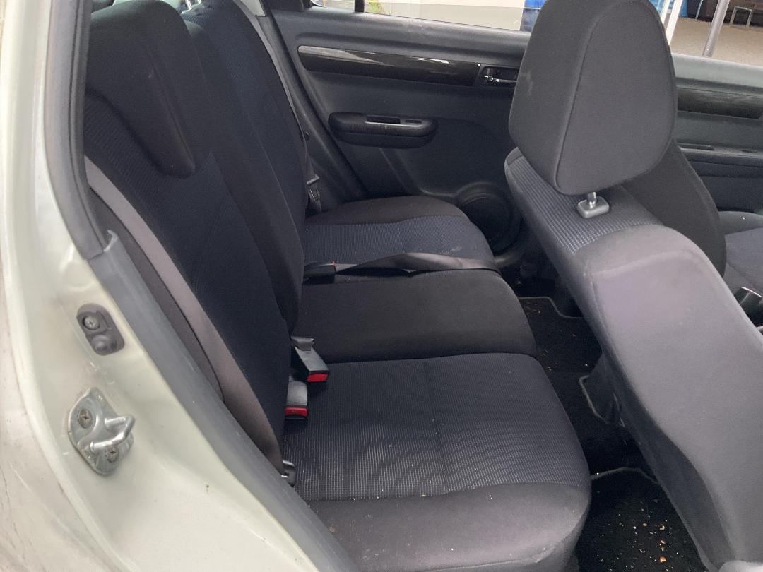 Photo '18' of Suzuki Swift Photo '18' of Suzuki Swift