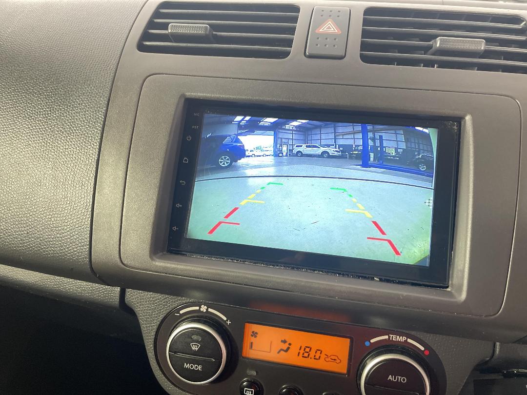 Photo '21' of Suzuki Swift