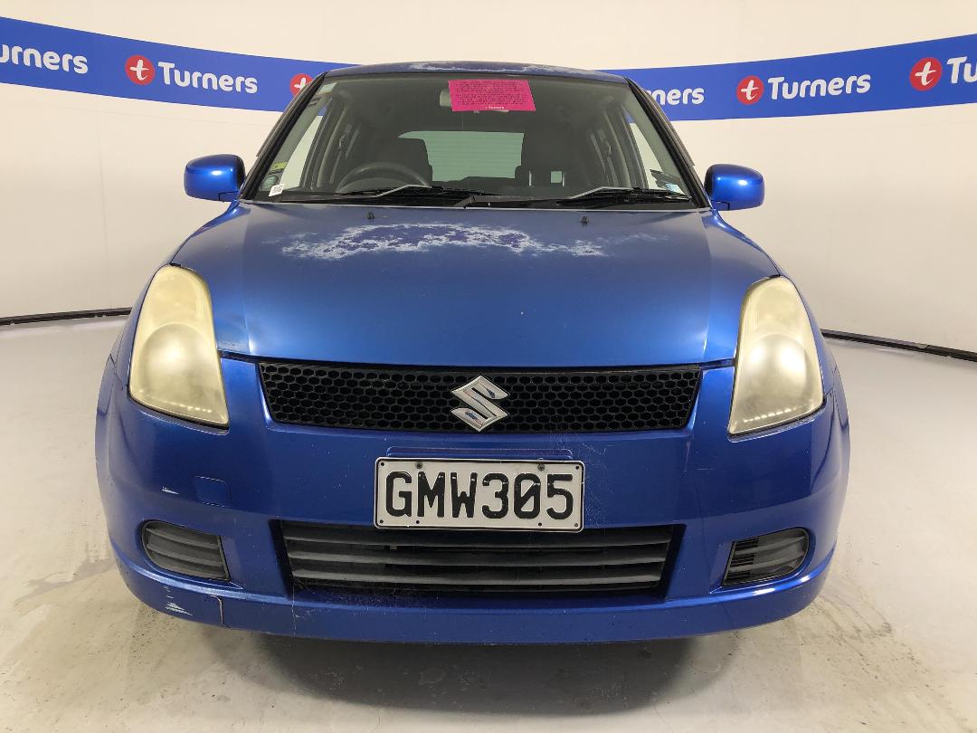 Photo '3' of Suzuki Swift Photo '3' of Suzuki Swift