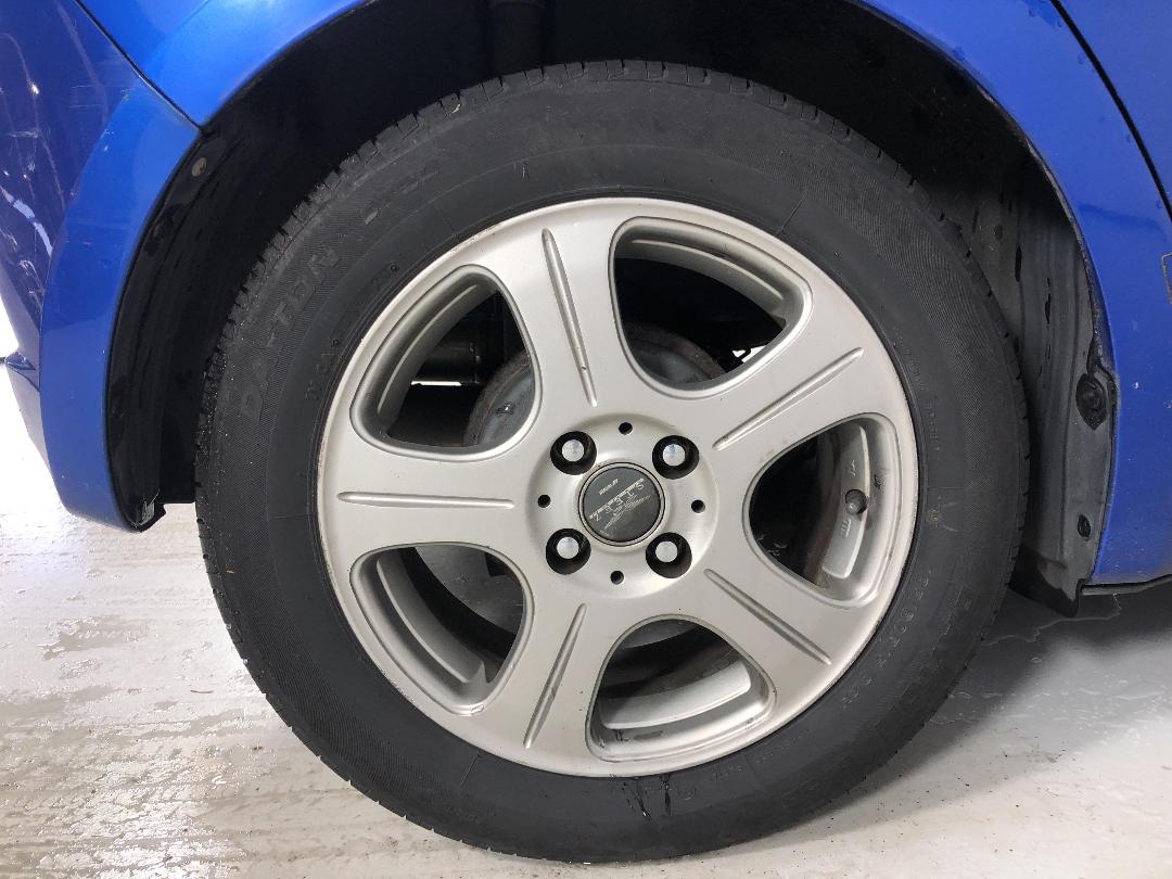 Photo '8' of Suzuki Swift Photo '8' of Suzuki Swift