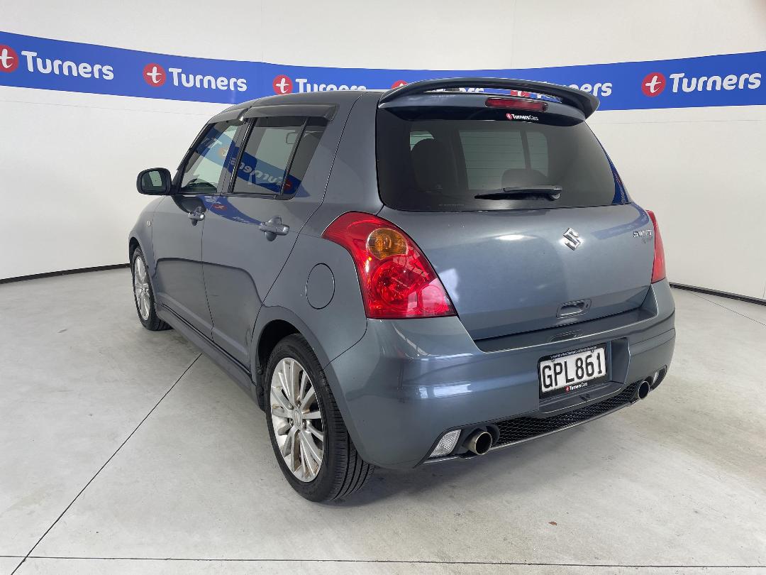 Photo '5' of Suzuki Swift