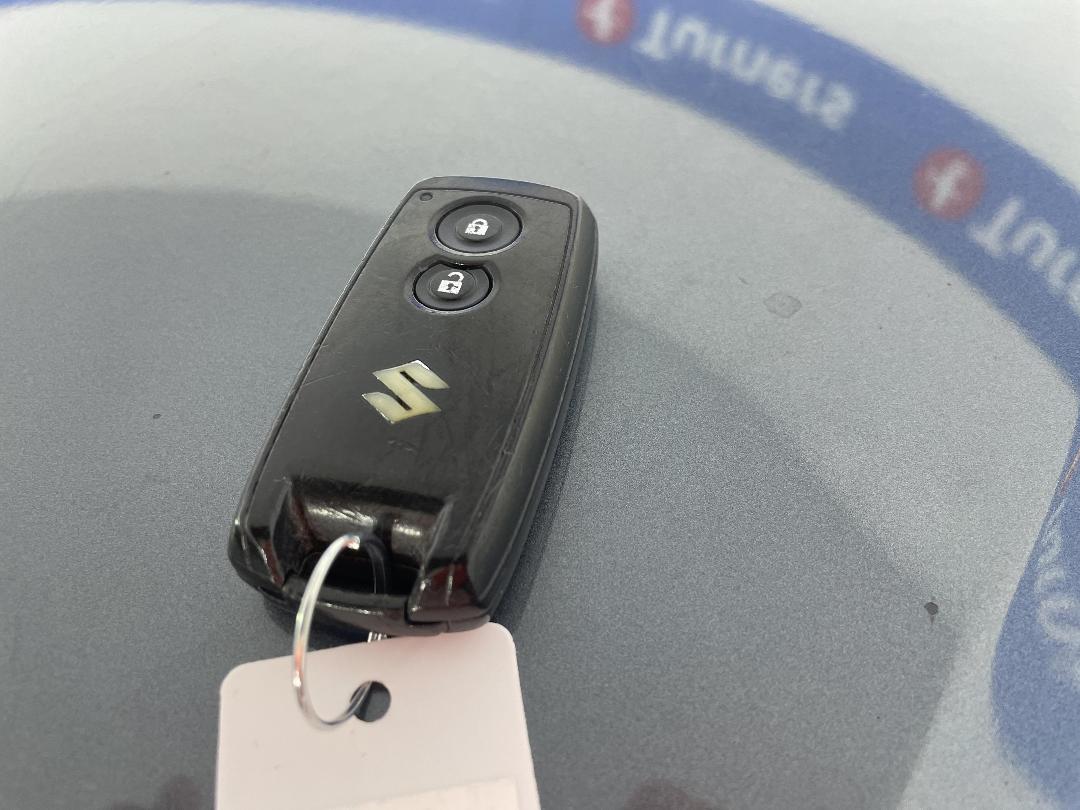 Photo '22' of Suzuki Swift