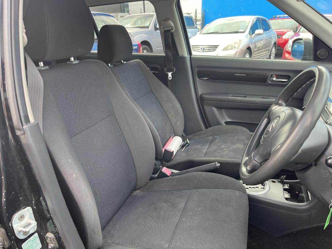 Photo '14' of Suzuki Swift