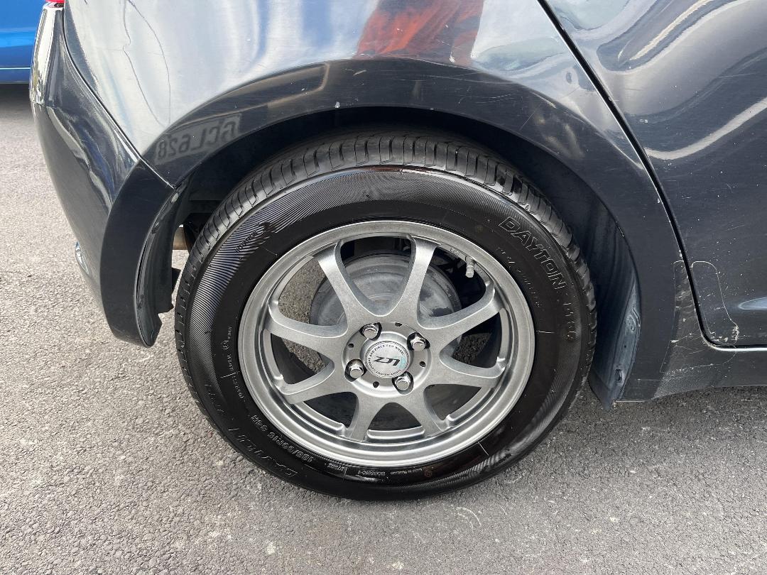 Photo '8' of Suzuki Swift