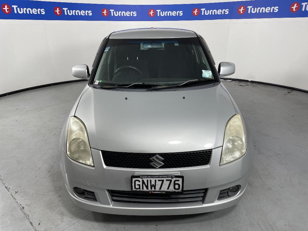 Photo '2' of Suzuki Swift Photo '2' of Suzuki Swift