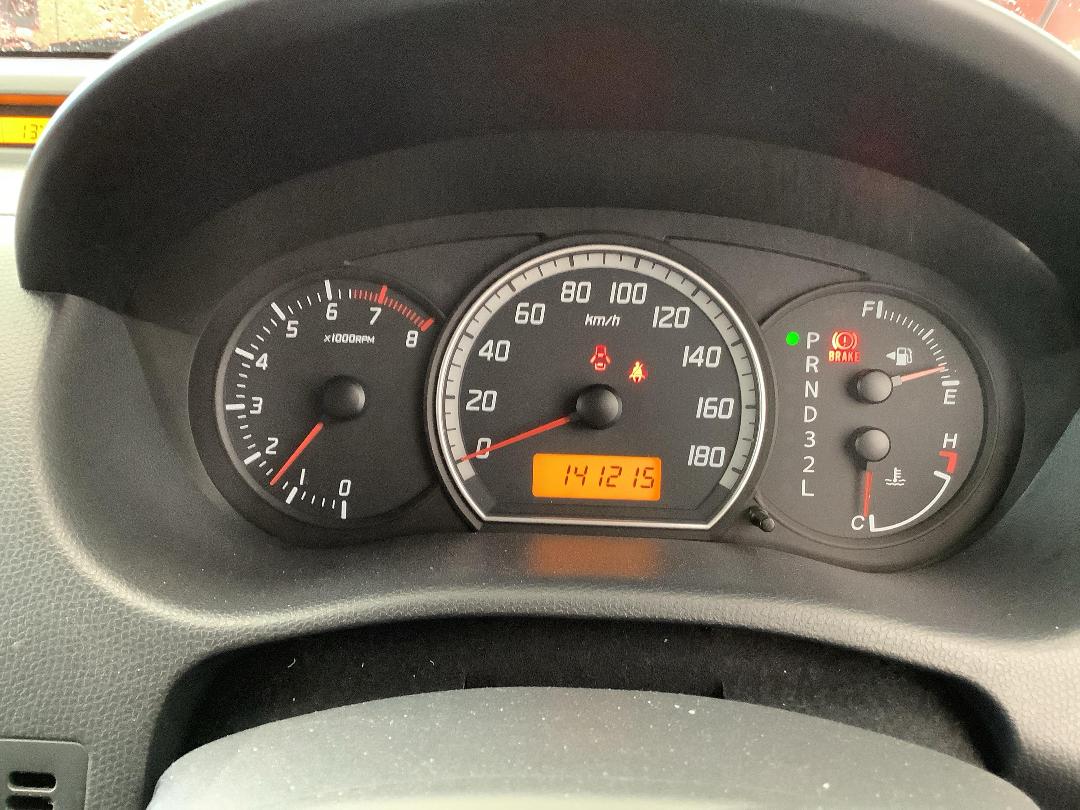 Photo '13' of Suzuki Swift Photo '13' of Suzuki Swift