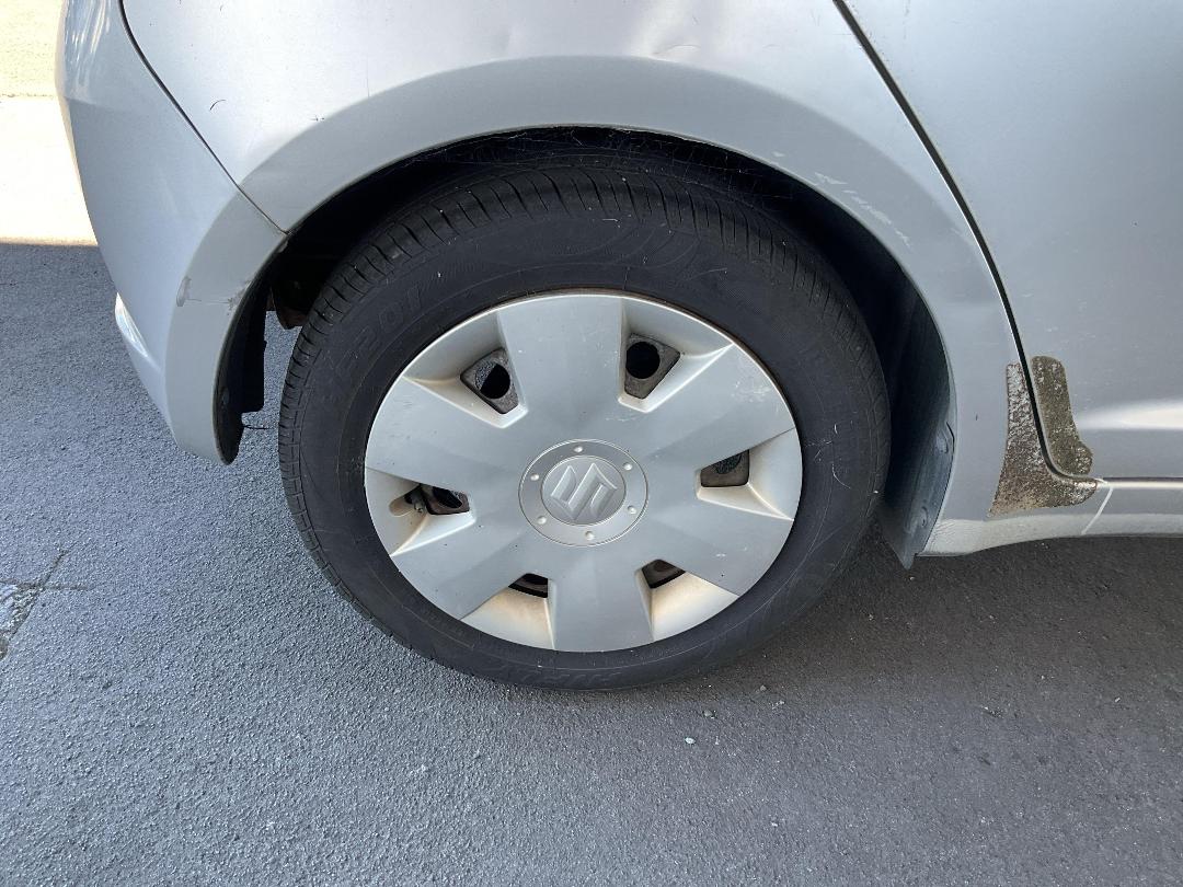 Photo '8' of Suzuki Swift