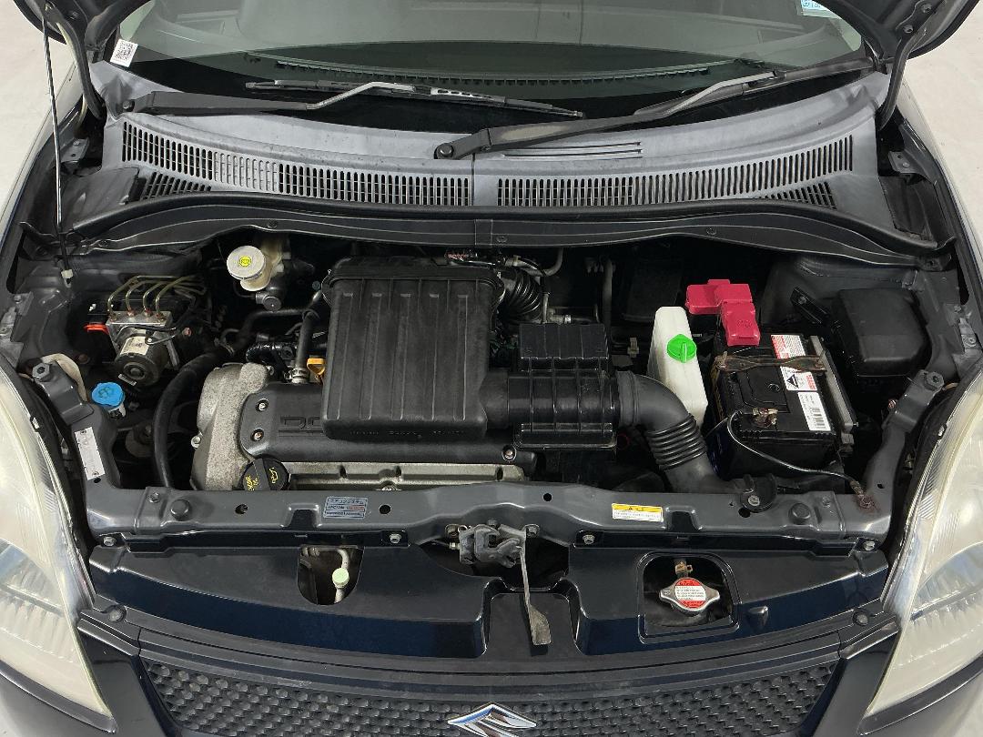 Photo '13' of Suzuki Swift Photo '13' of Suzuki Swift