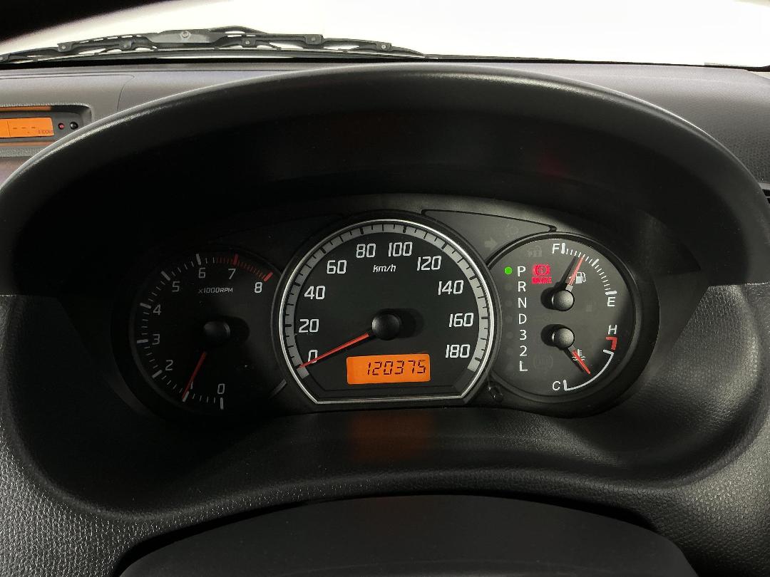 Photo '21' of Suzuki Swift Photo '21' of Suzuki Swift