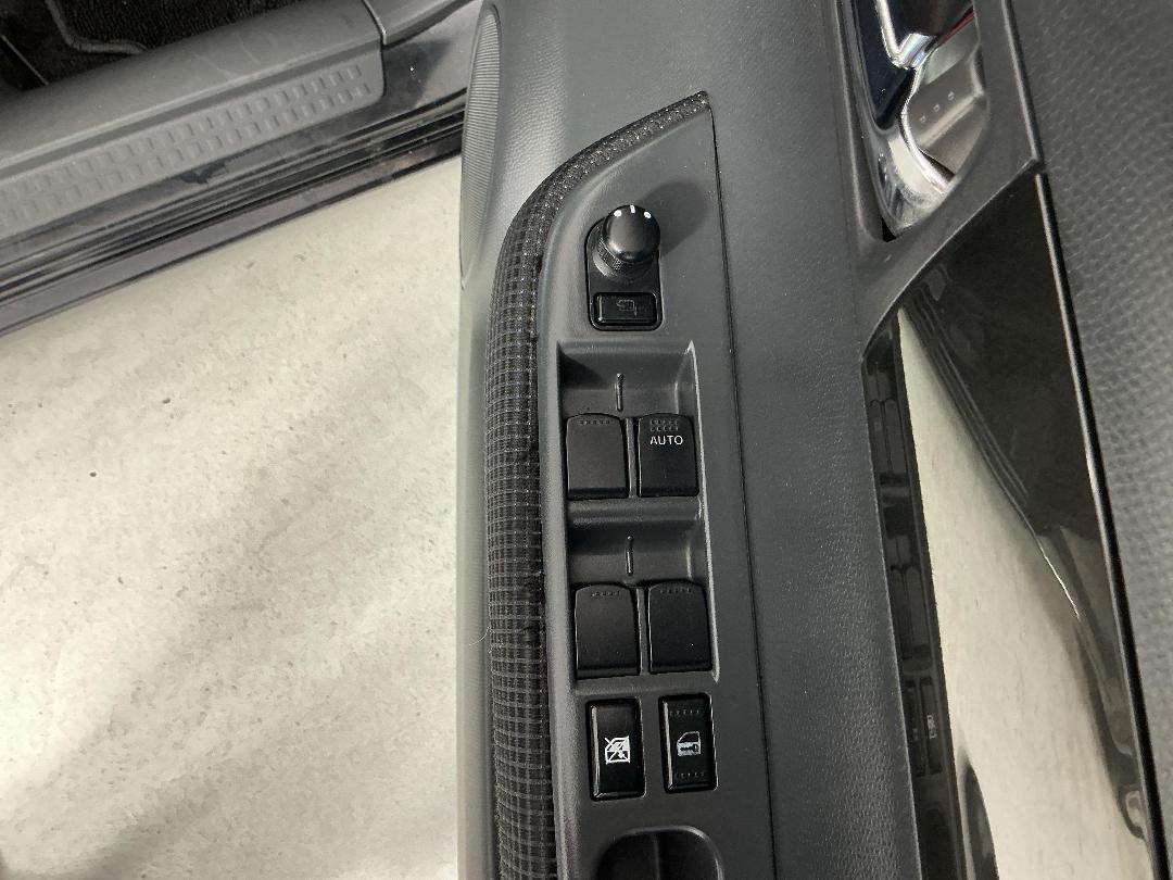 Photo '23' of Suzuki Swift Photo '23' of Suzuki Swift