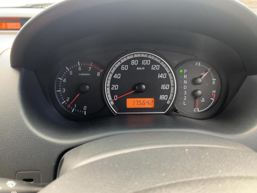 Photo '10' of Suzuki Swift