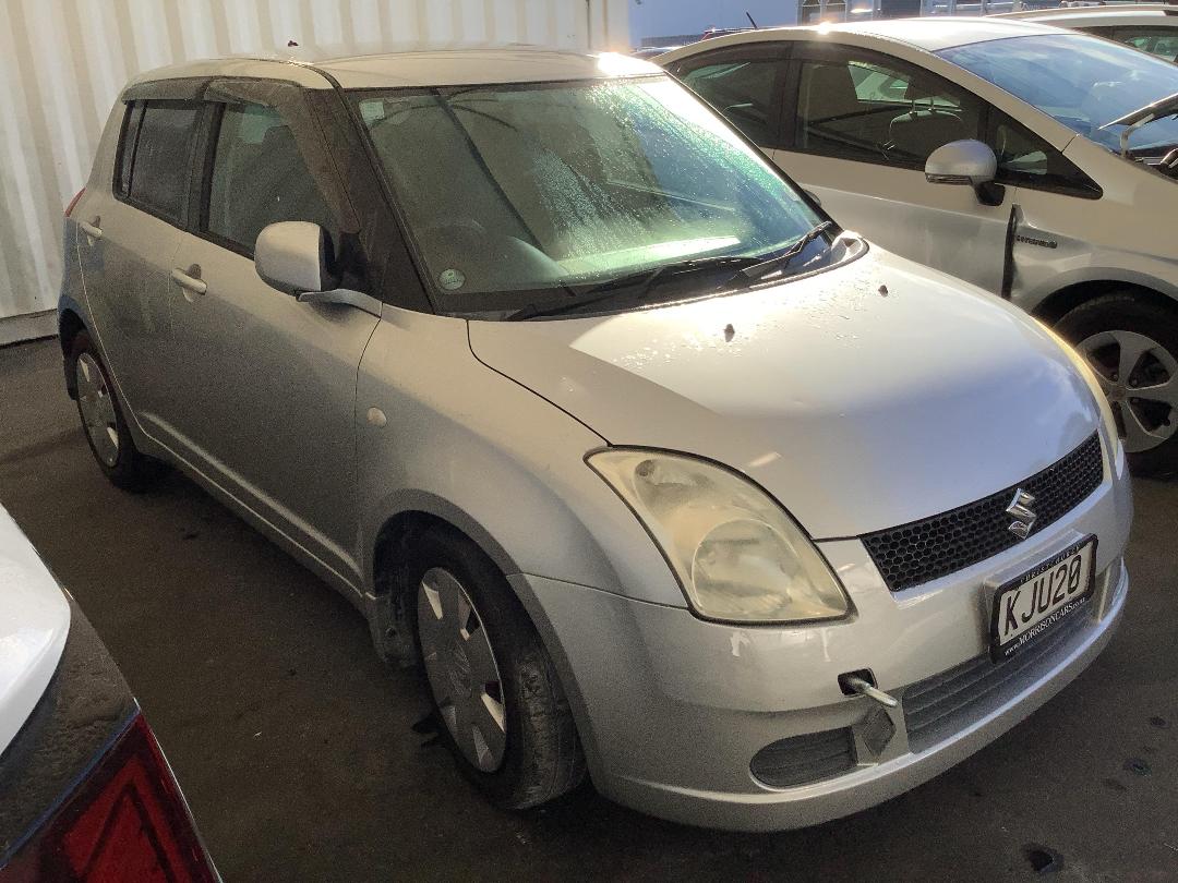 Photo '3' of Suzuki Swift