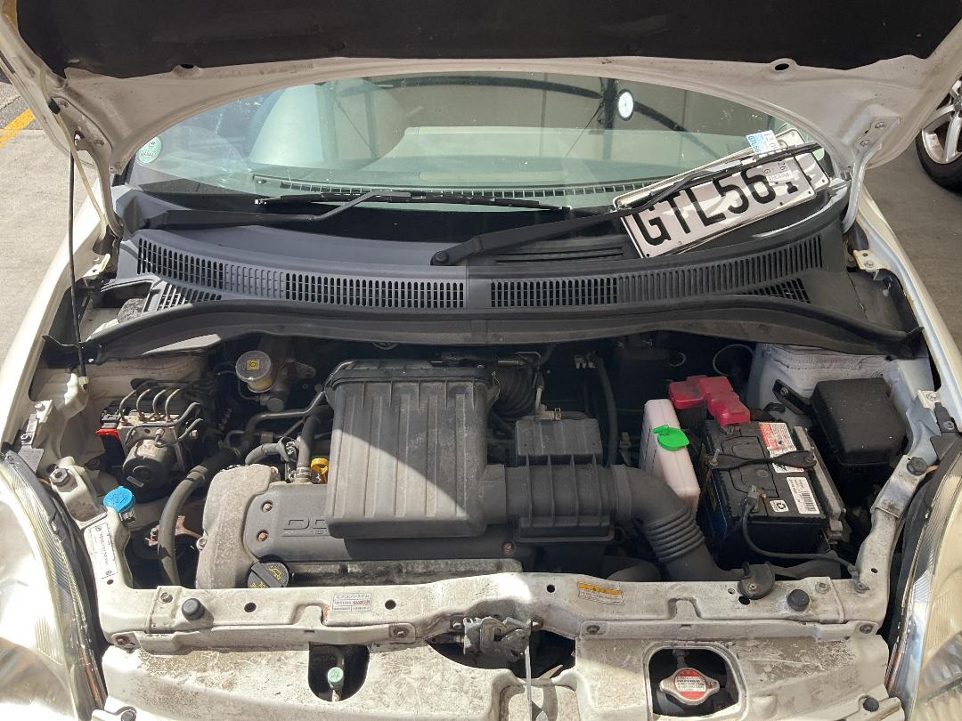 Photo '25' of Suzuki Swift