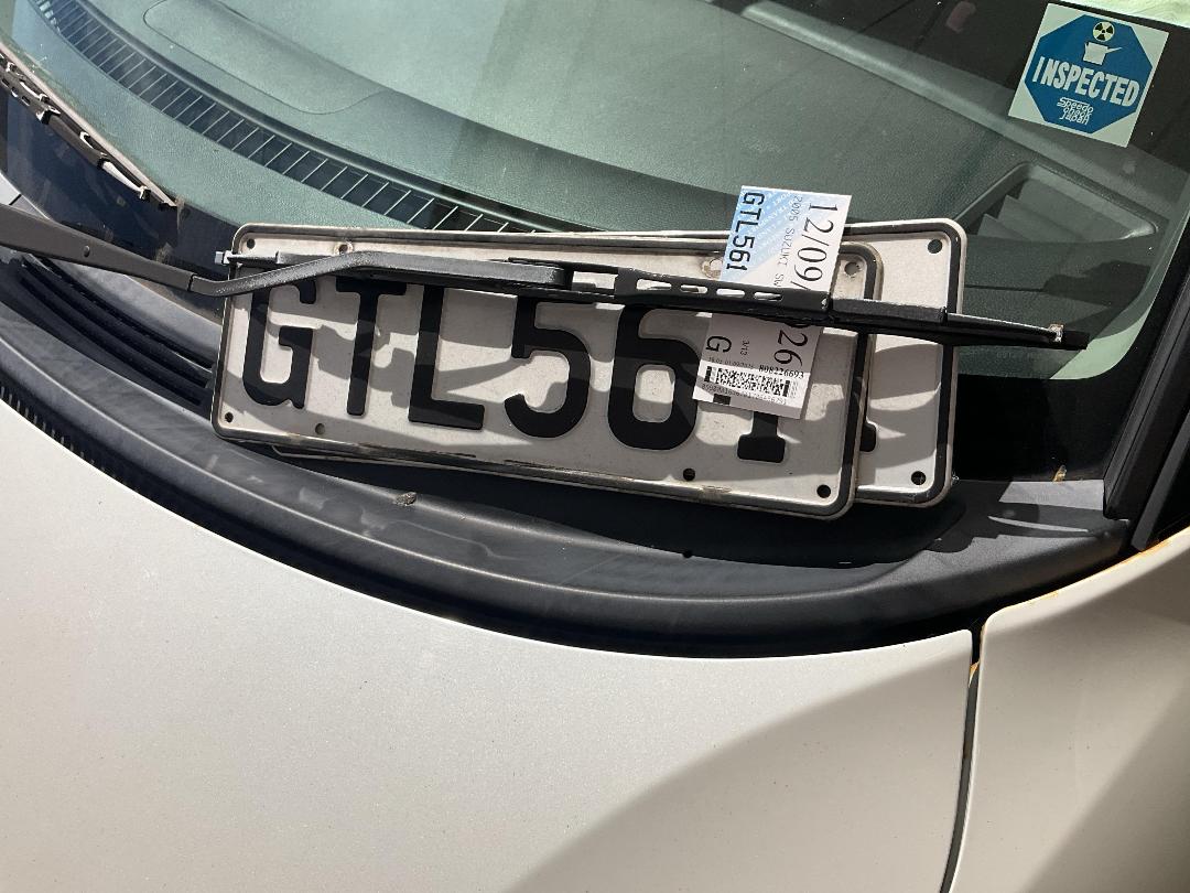 Photo '27' of Suzuki Swift