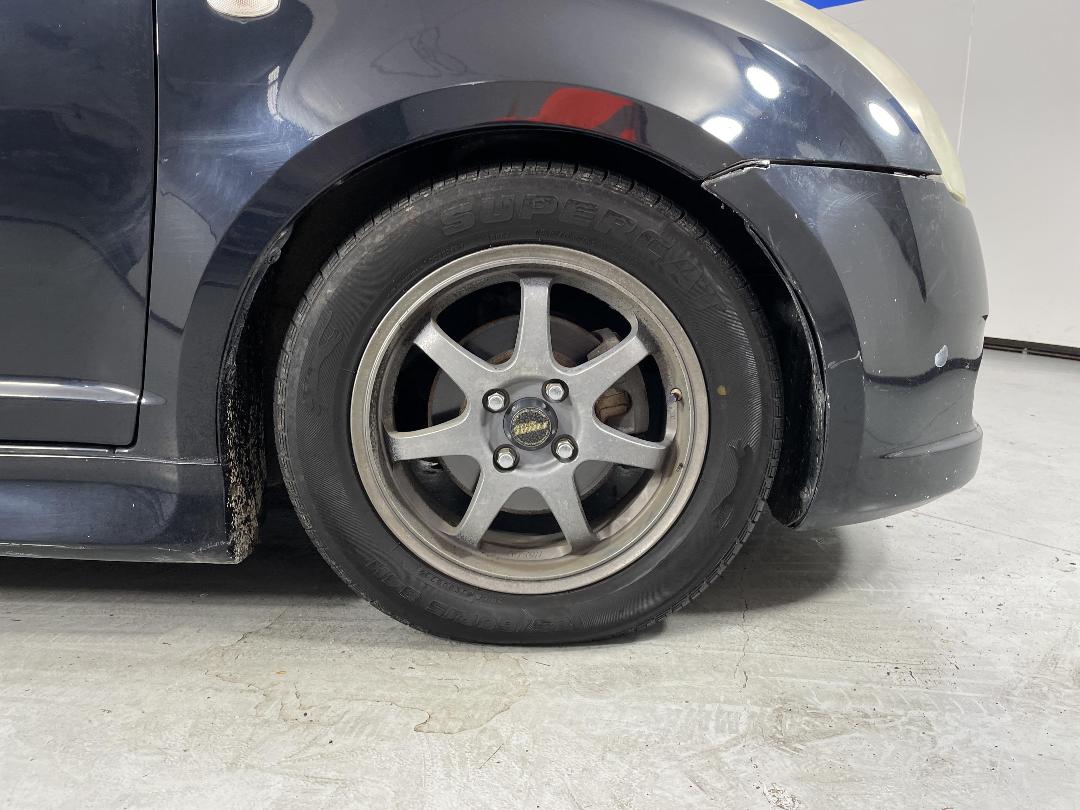 Photo '9' of Suzuki Swift