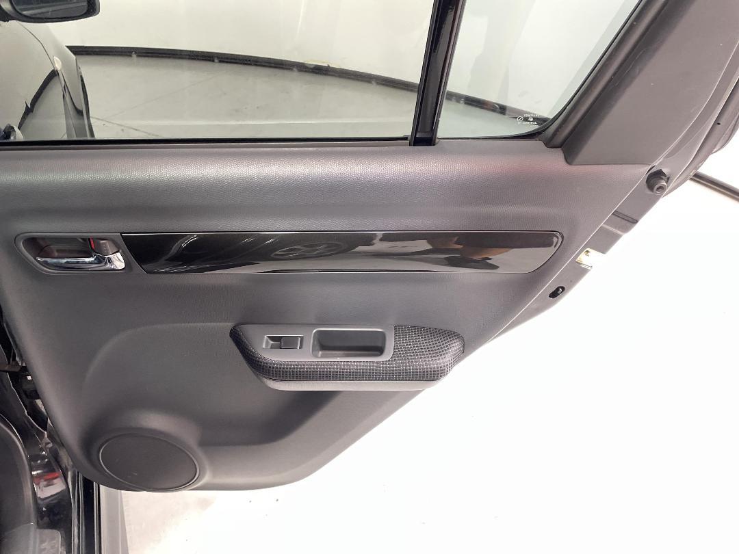 Photo '19' of Suzuki Swift