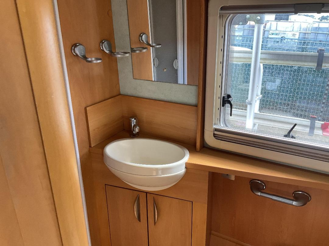 Photo '12' of SWIFT CHALLENGER Caravan - Single Photo '12' of SWIFT CHALLENGER Caravan - Single