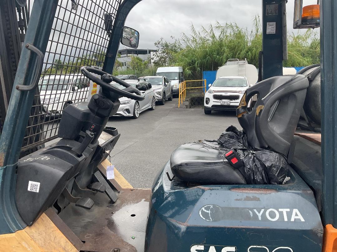 Photo '11' of Toyota 02-7Fg30 Forklift Photo '11' of Toyota 02-7Fg30 Forklift