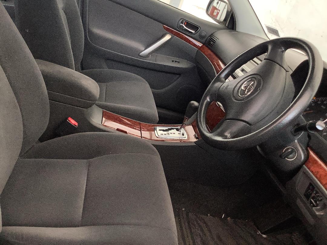 Photo '7' of Toyota Allion