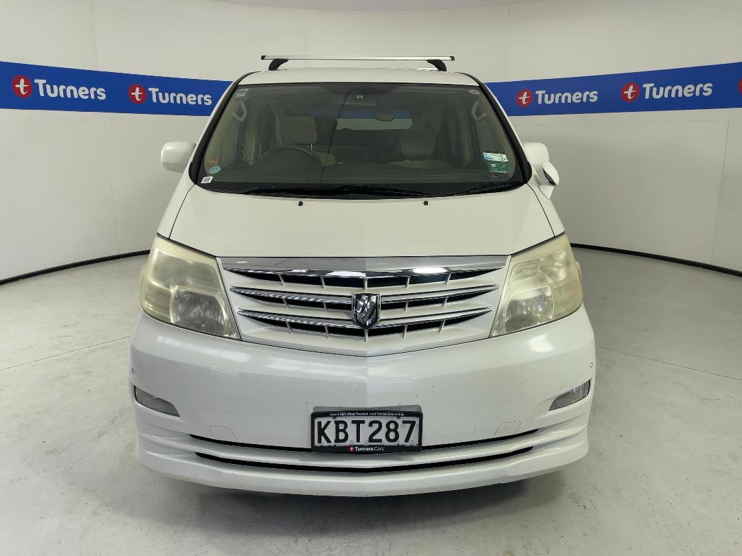 Photo '2' of Toyota Alphard