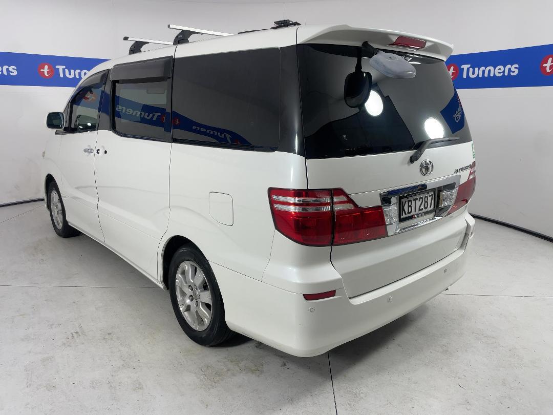 Photo '5' of Toyota Alphard
