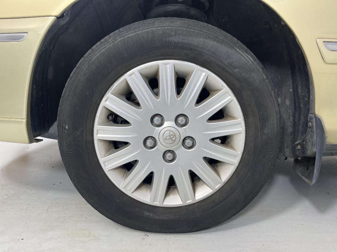 Photo '10' of Toyota Avalon