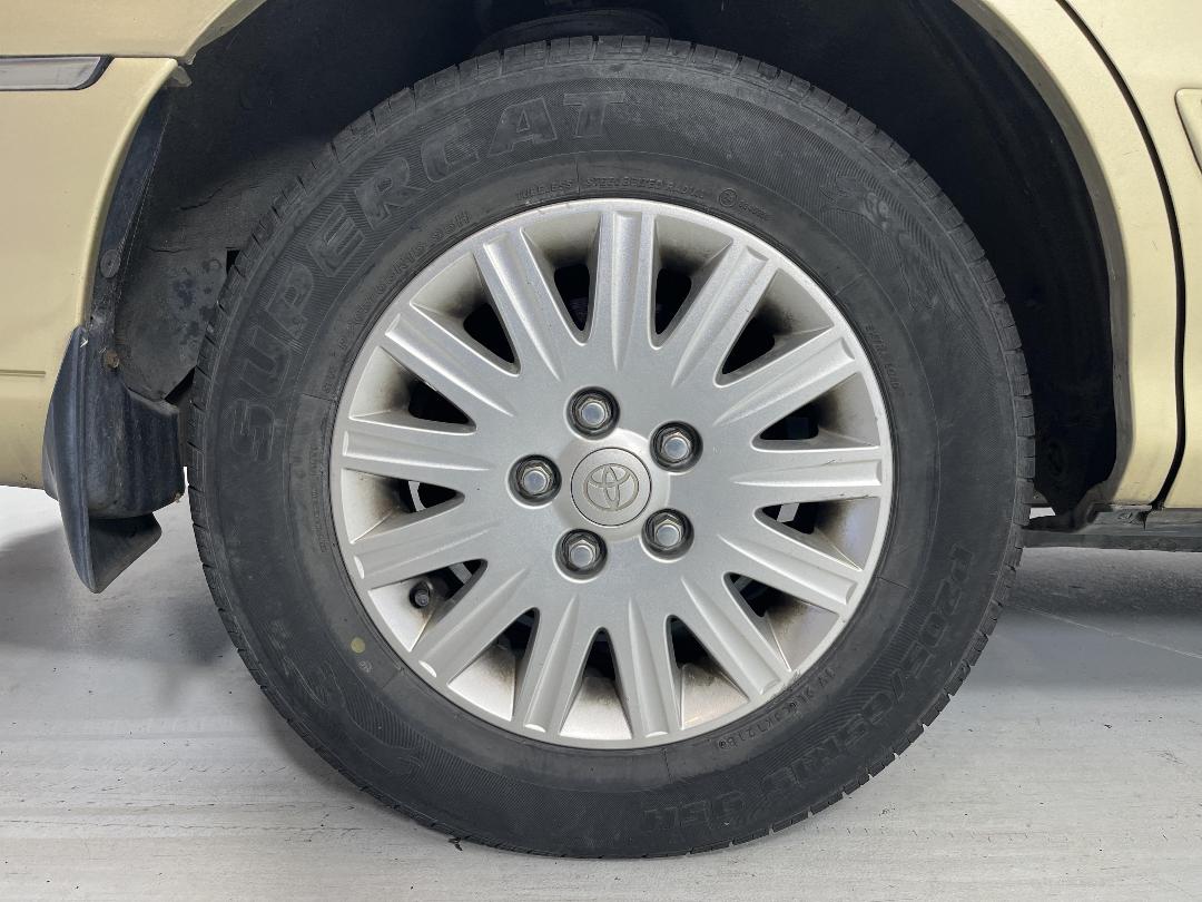 Photo '12' of Toyota Avalon