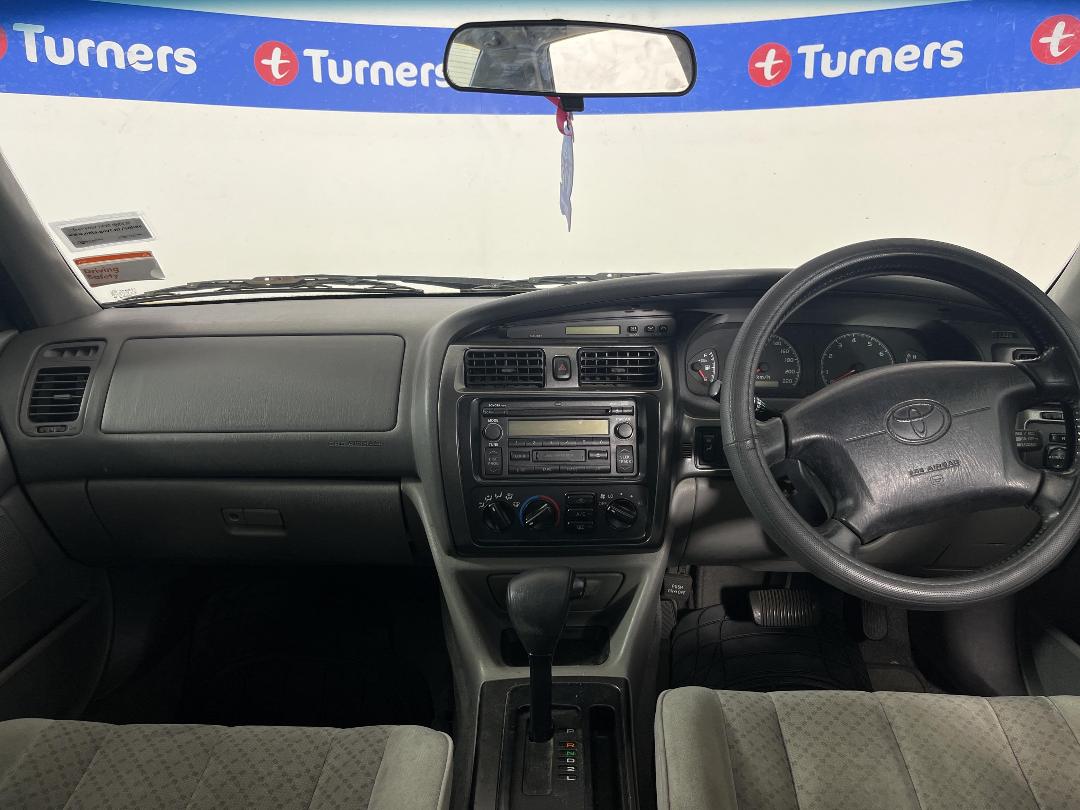 Photo '17' of Toyota Avalon