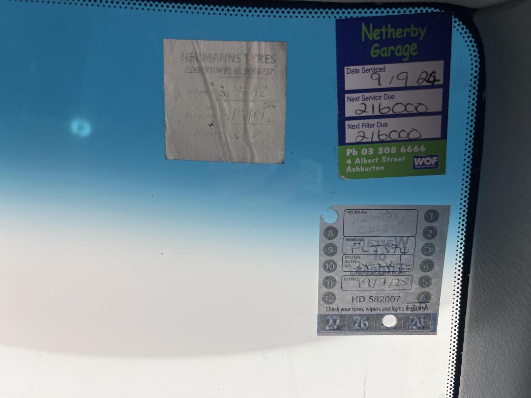 Photo '23' of Toyota Avalon