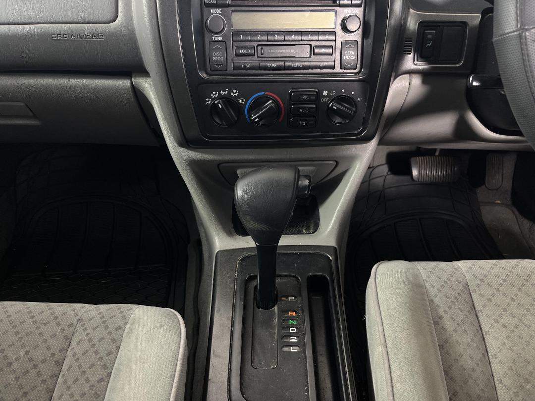 Photo '18' of Toyota Avalon