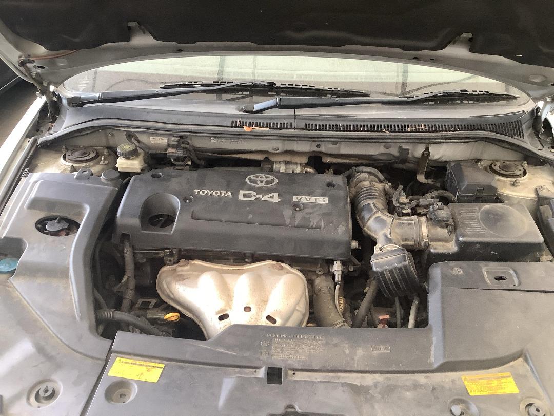 Photo '10' of Toyota Avensis