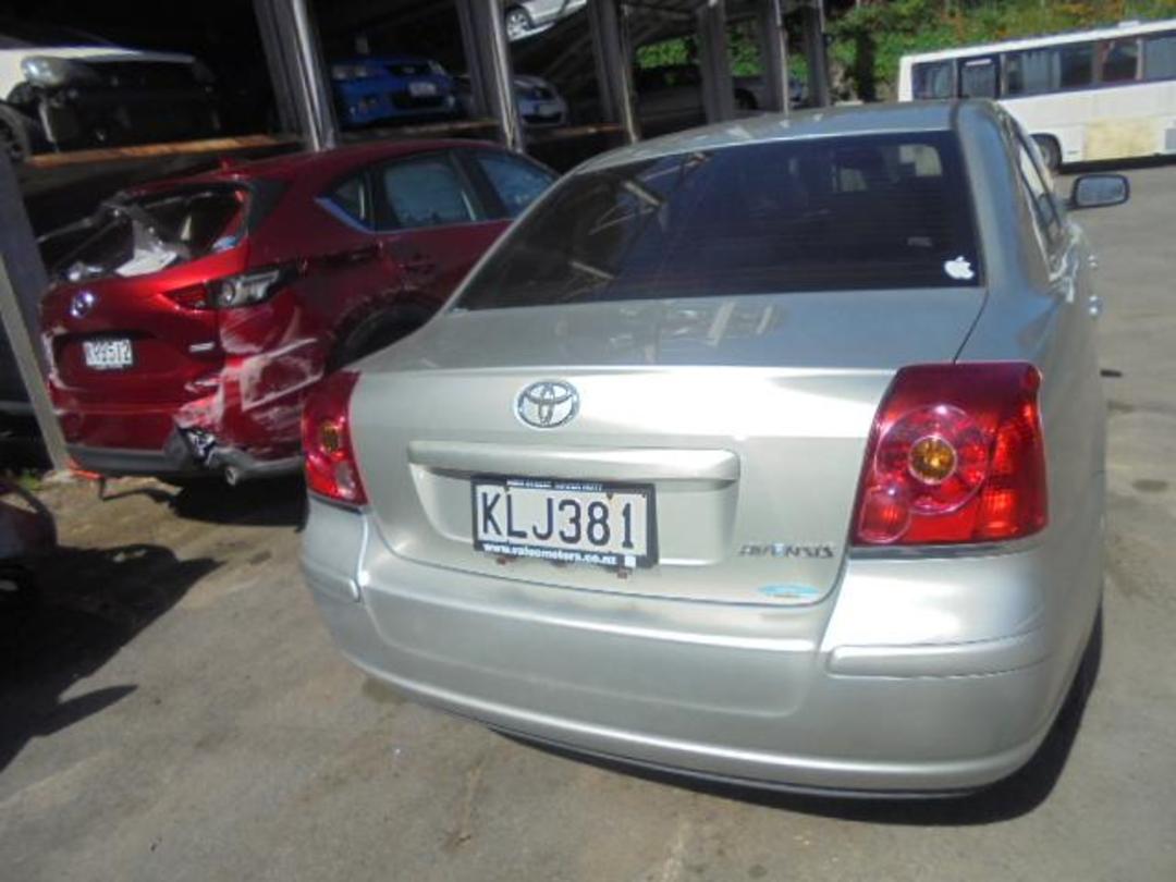 Photo '3' of Toyota Avensis Photo '3' of Toyota Avensis