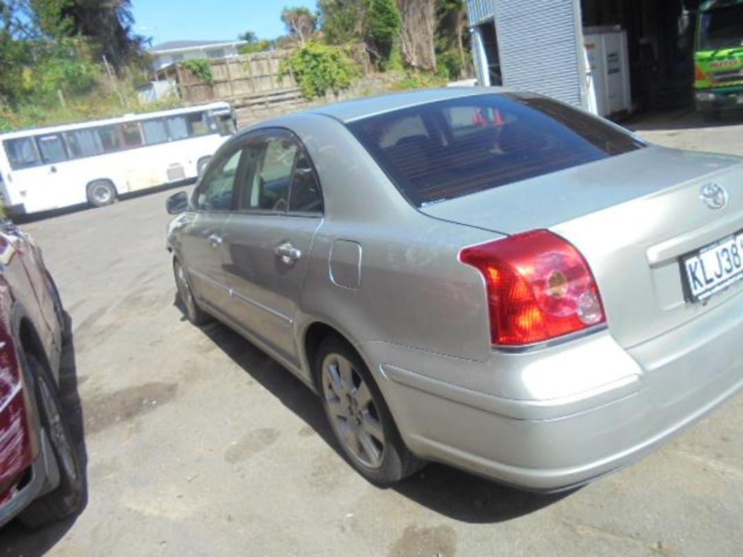 Photo '4' of Toyota Avensis Photo '4' of Toyota Avensis