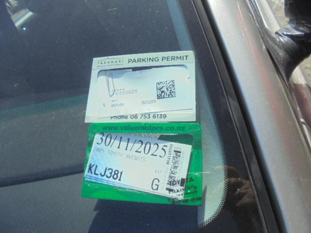 Photo '17' of Toyota Avensis Photo '17' of Toyota Avensis