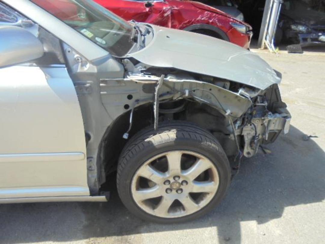 Photo '8' of Toyota Avensis Photo '8' of Toyota Avensis