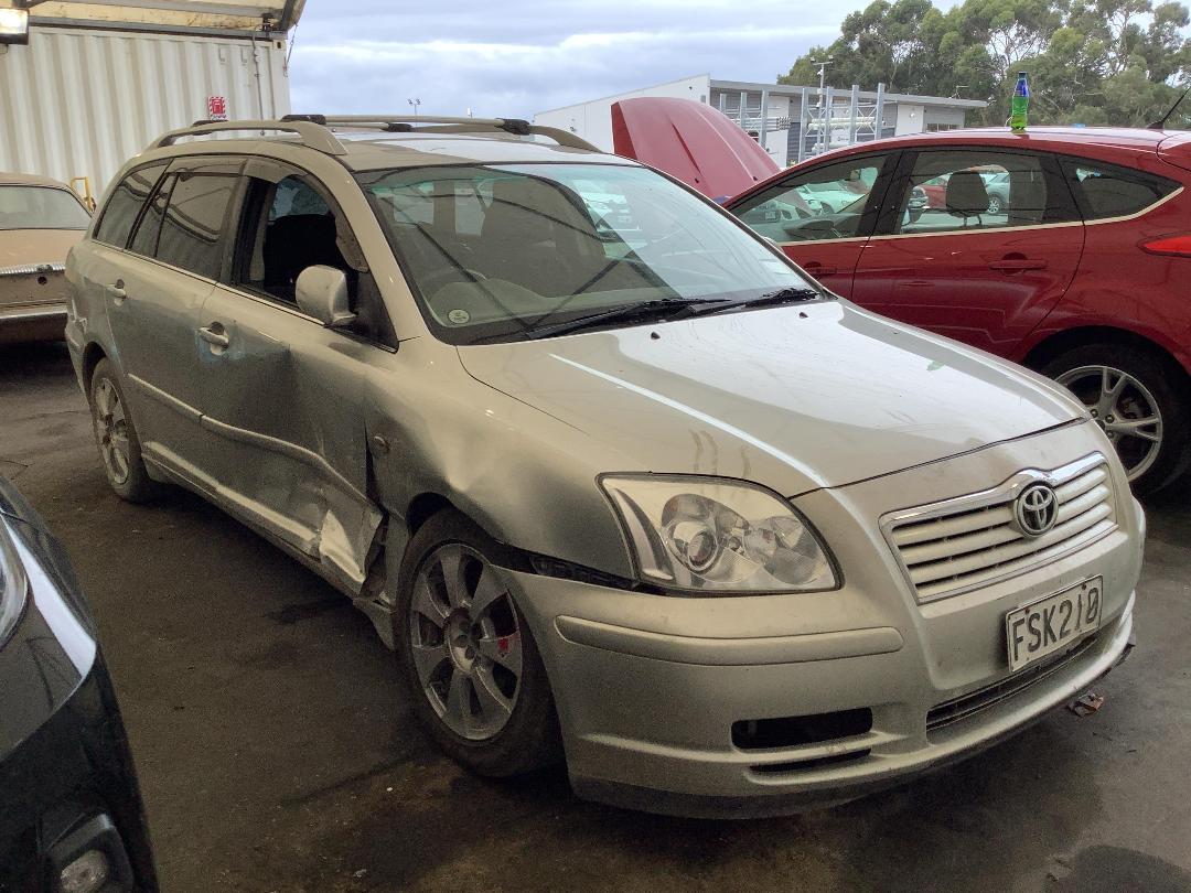 Photo '3' of Toyota Avensis