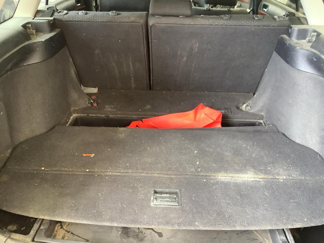 Photo '8' of Toyota Avensis