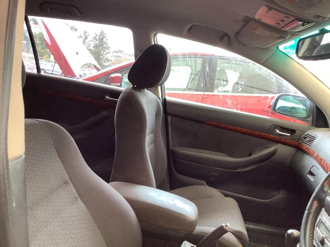 Photo '15' of Toyota Avensis