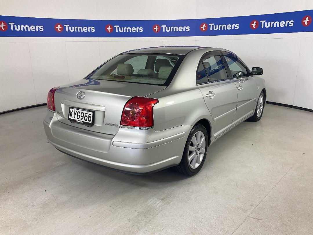 Photo '7' of Toyota Avensis