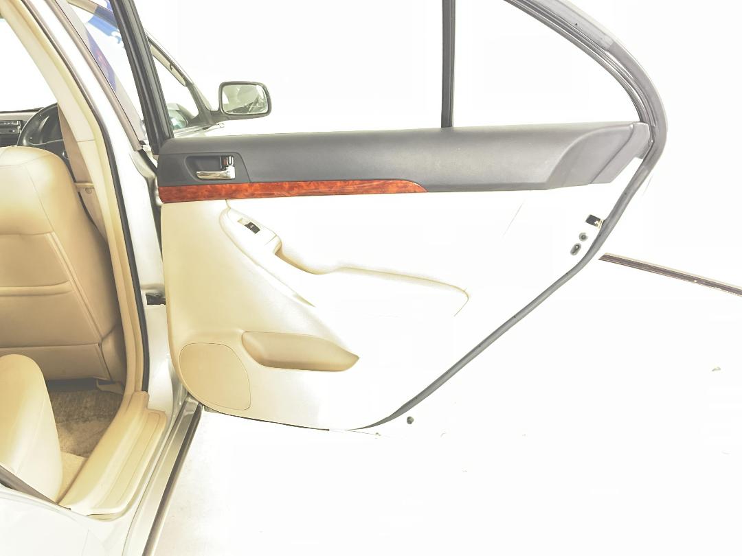 Photo '19' of Toyota Avensis