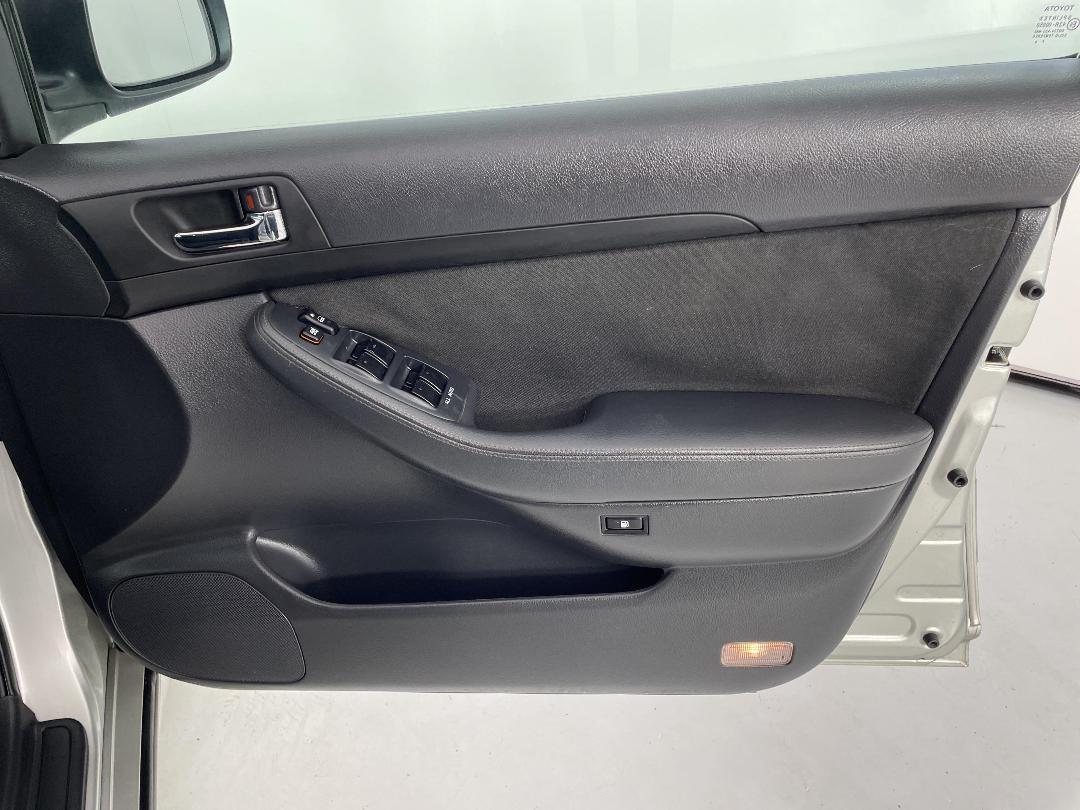 Photo '15' of Toyota Avensis Photo '15' of Toyota Avensis