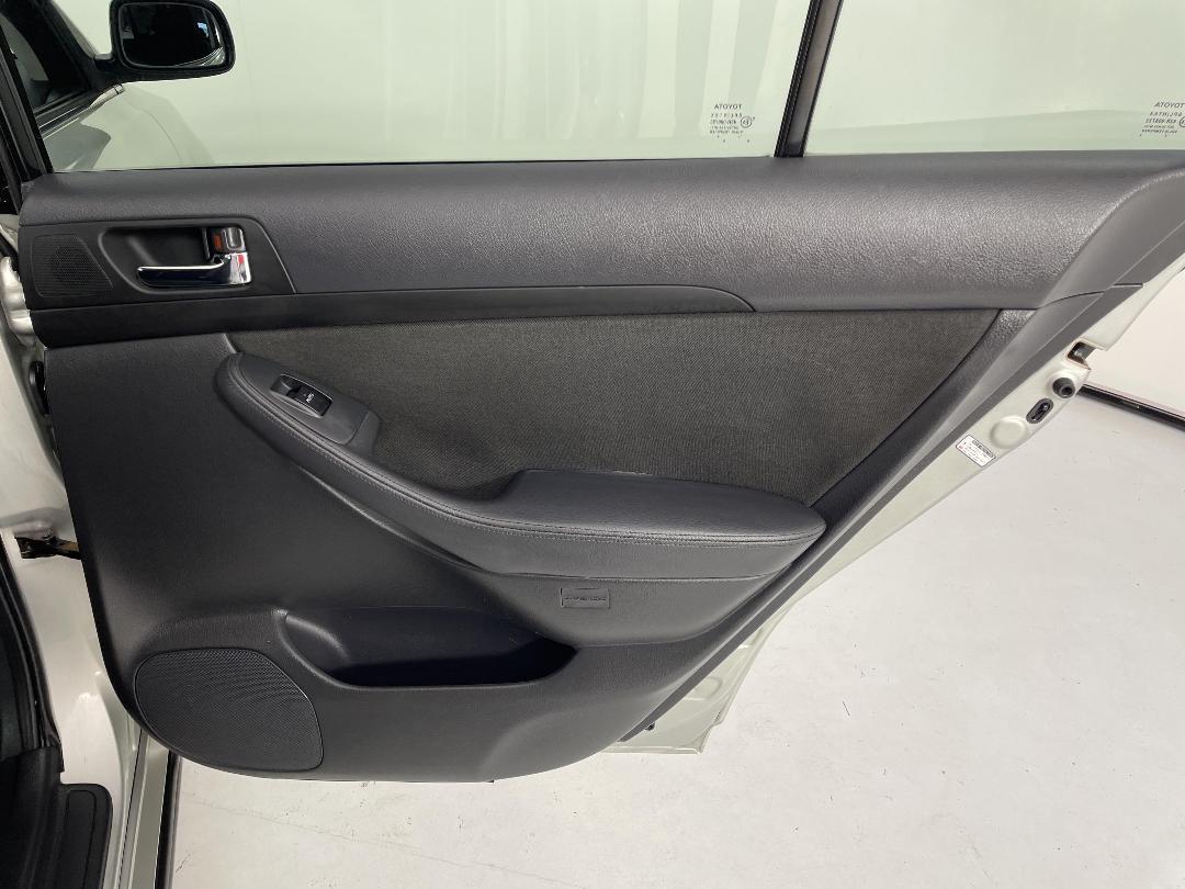 Photo '19' of Toyota Avensis Photo '19' of Toyota Avensis