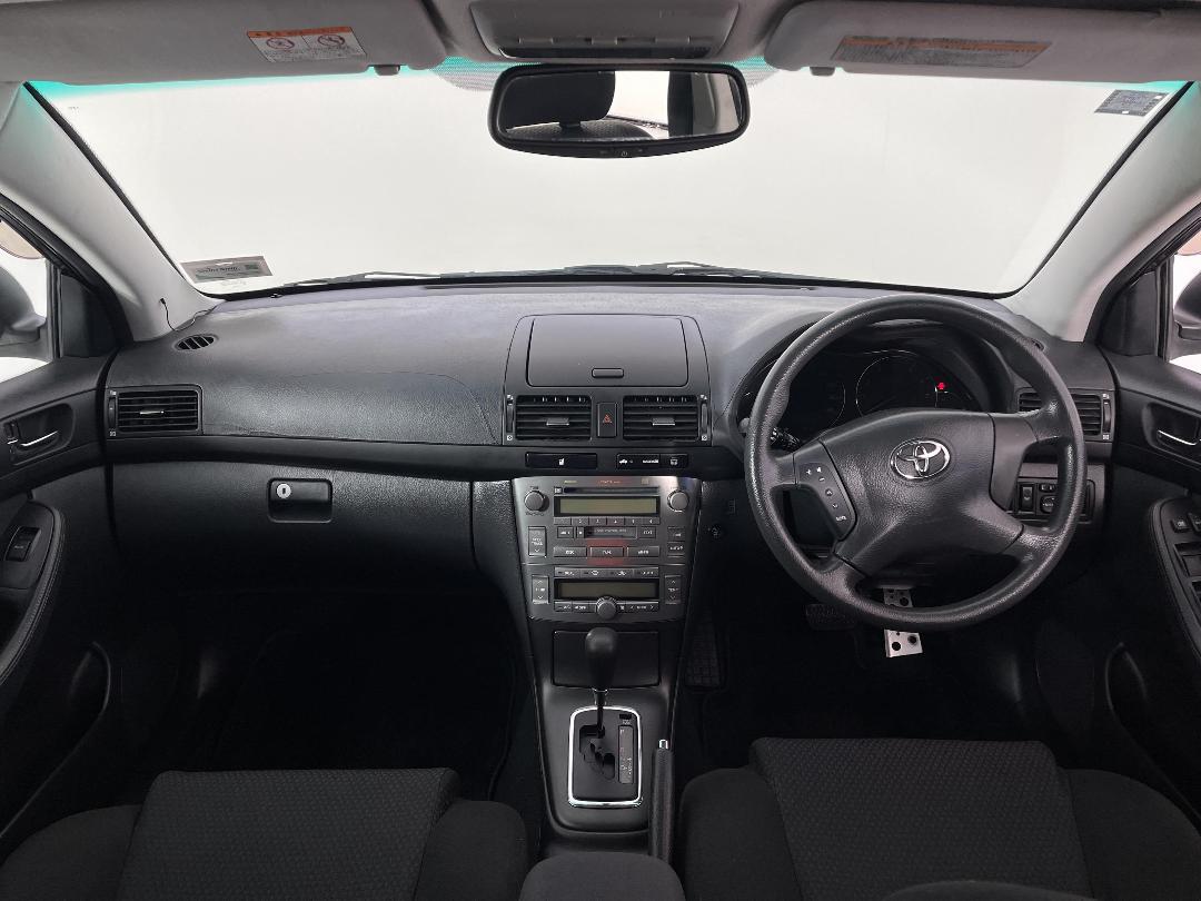 Photo '17' of Toyota Avensis Photo '17' of Toyota Avensis