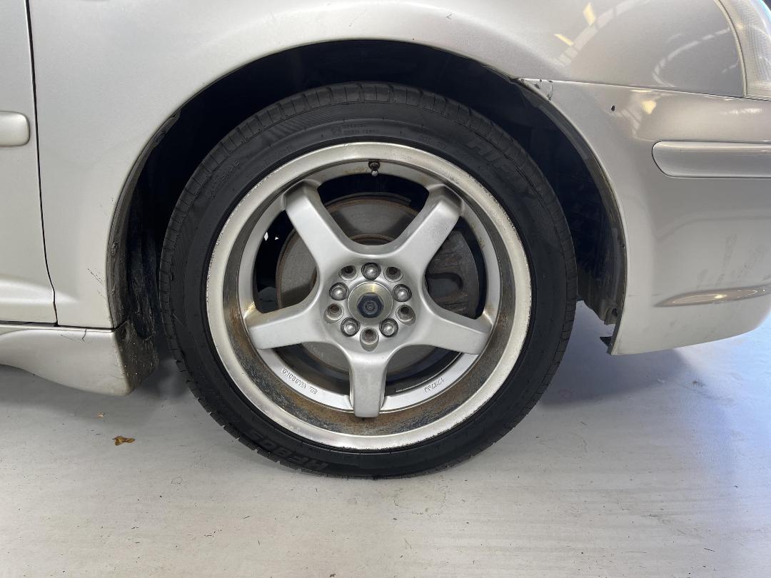 Photo '9' of Toyota Avensis