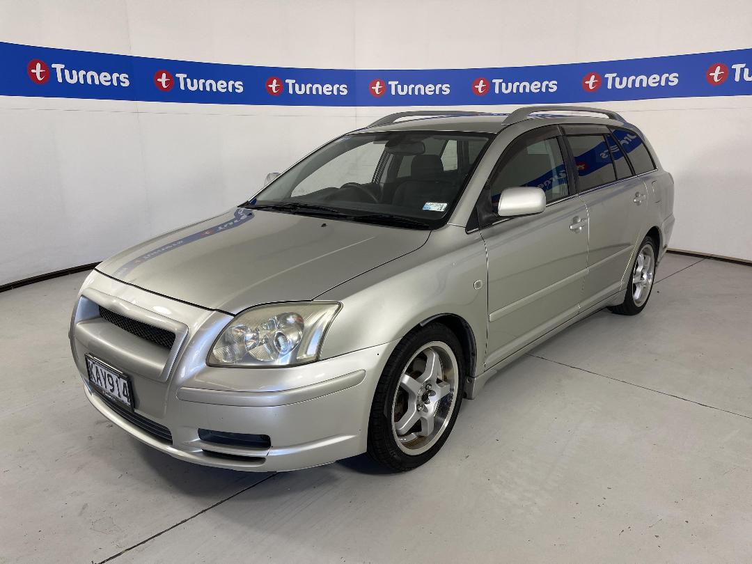 Photo '4' of Toyota Avensis