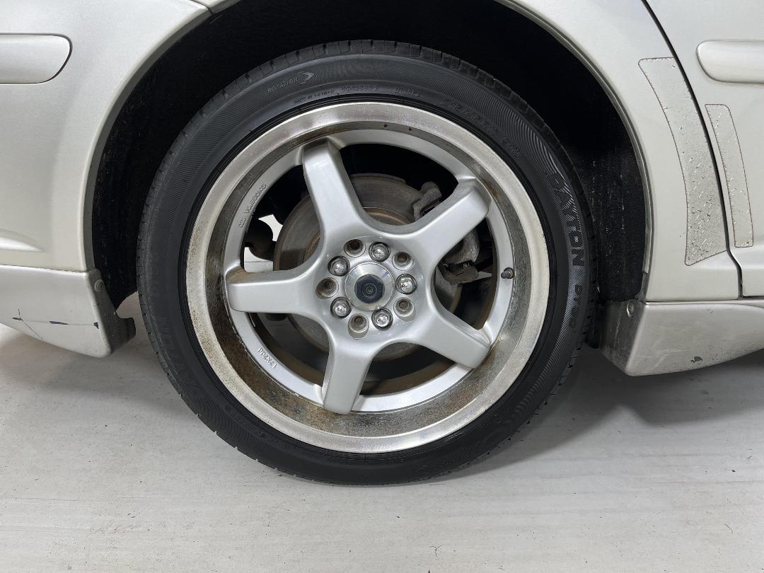 Photo '12' of Toyota Avensis