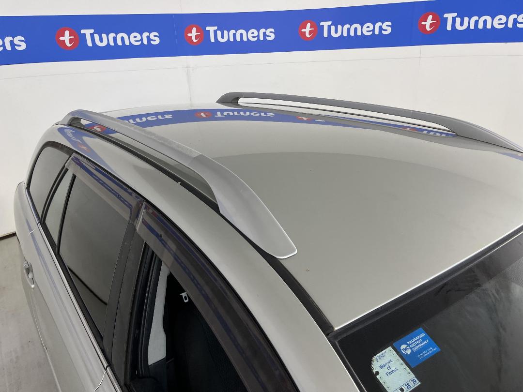 Photo '24' of Toyota Avensis