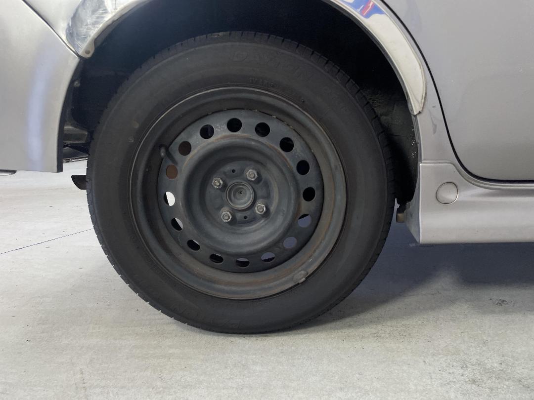 Photo '10' of Toyota BB Photo '10' of Toyota BB