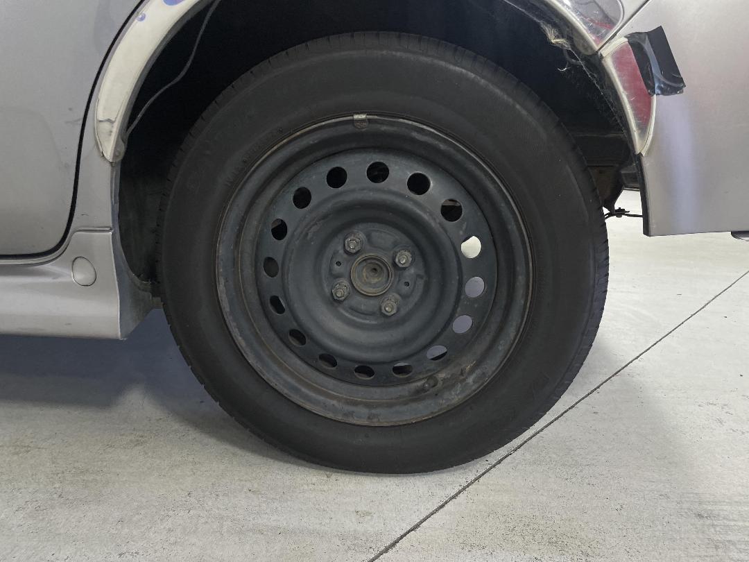 Photo '13' of Toyota BB Photo '13' of Toyota BB