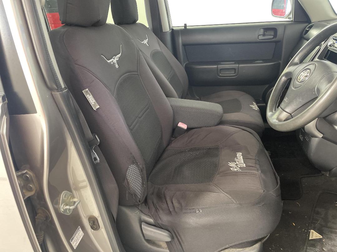 Photo '17' of Toyota BB Photo '17' of Toyota BB